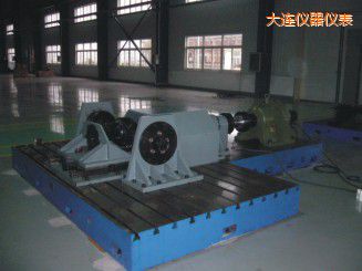 大連微機控制驅(qū)動橋總成扭轉(zhuǎn)試驗機